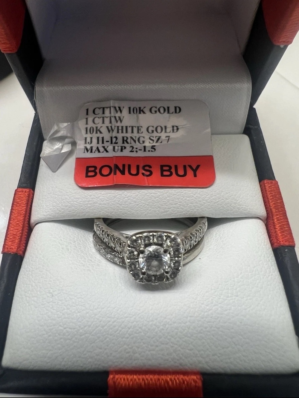10K White Gold Halo Engagement Ring Set with Center Stone - White